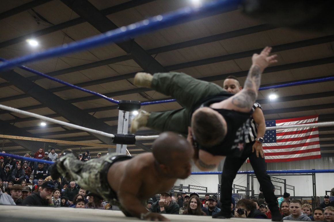 midget-mayhem-midget-wrestling-in-texas-tx-midget-mayhem-mini